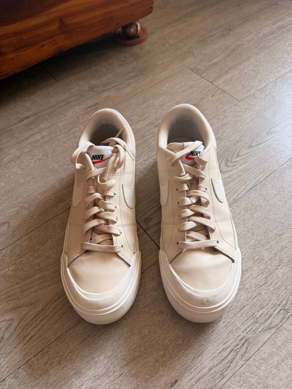 Nike court legacy lift (9.5)